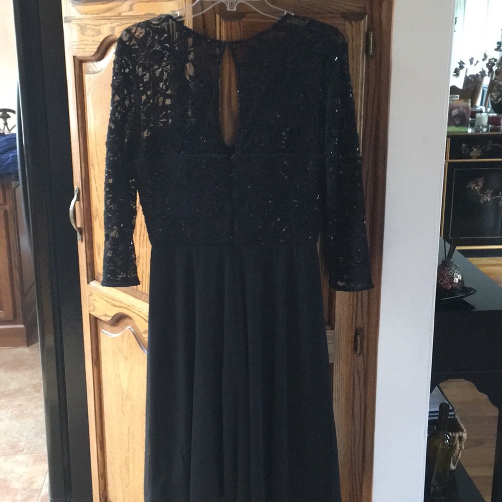 Alex Black evening dress - Picture 3 of 8